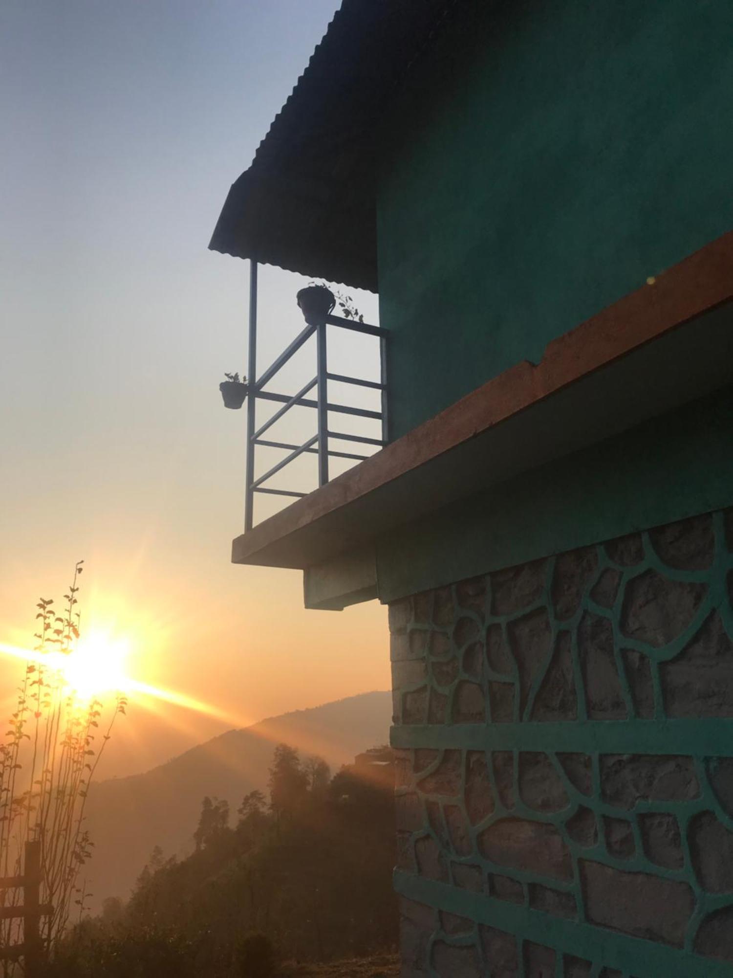 Sunrise Point Homestay Nagarkot Bagian luar foto