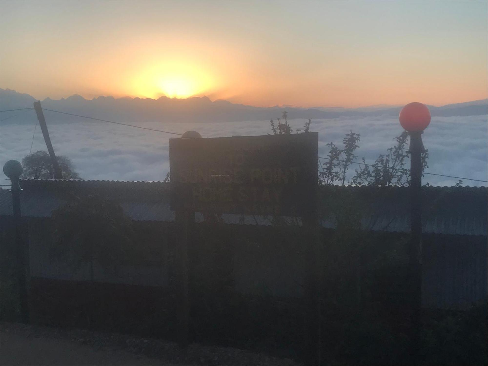 Sunrise Point Homestay Nagarkot Bagian luar foto